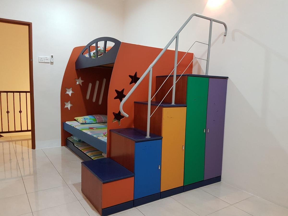 Big Garden Homestay Pantai Remis Exterior photo